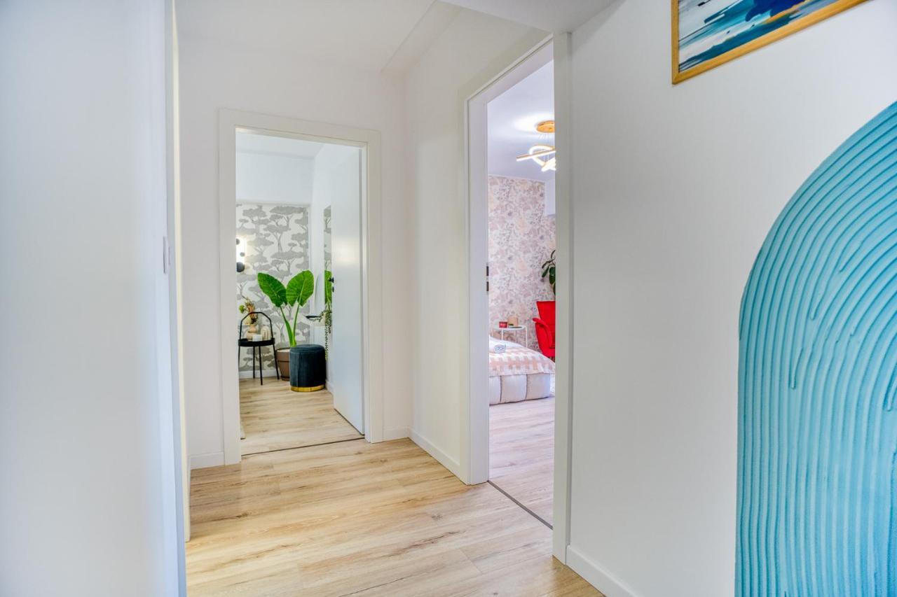 Apartament Hi Bukareszt Zewnętrze zdjęcie