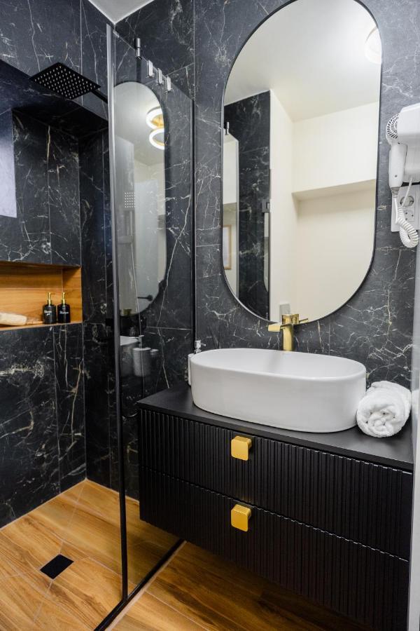 Apartament Hi Bukareszt Zewnętrze zdjęcie
